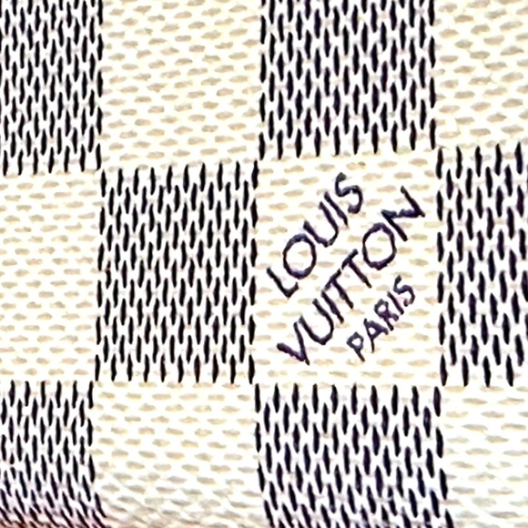 Authentic Louis Vuitton Damier Azur Wallet & Key Chain